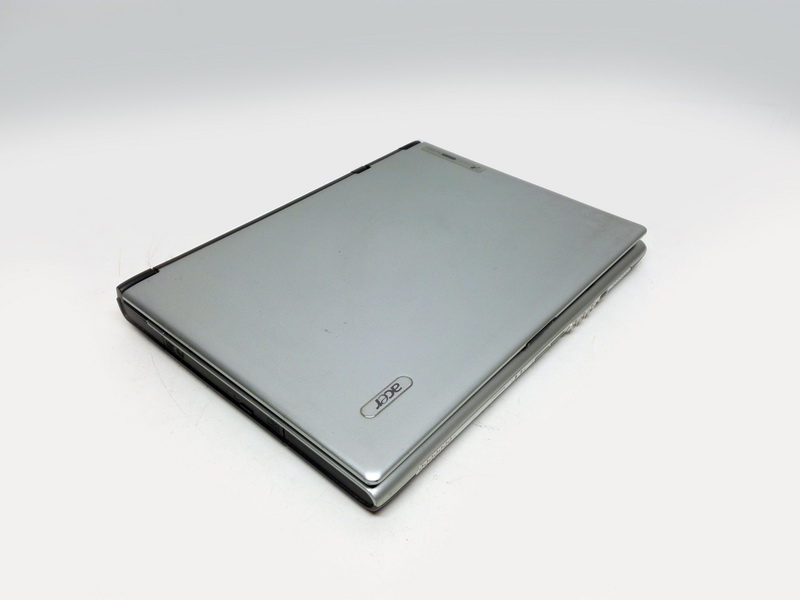 ordenador portatil acer metalizado 29_5x36_5x27_5 1u